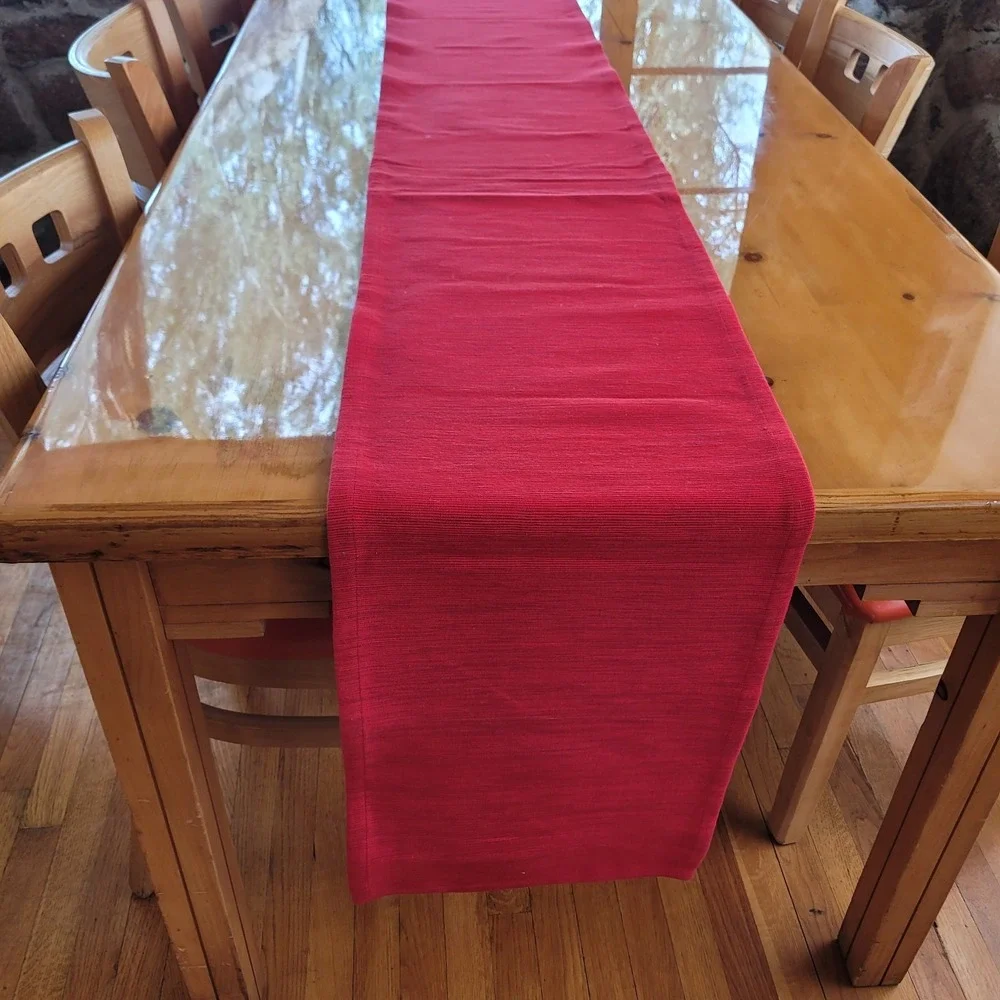 Crate & Barrel Ruby Red Grasscloth Table Runner 14x90 100% Cotton Classic